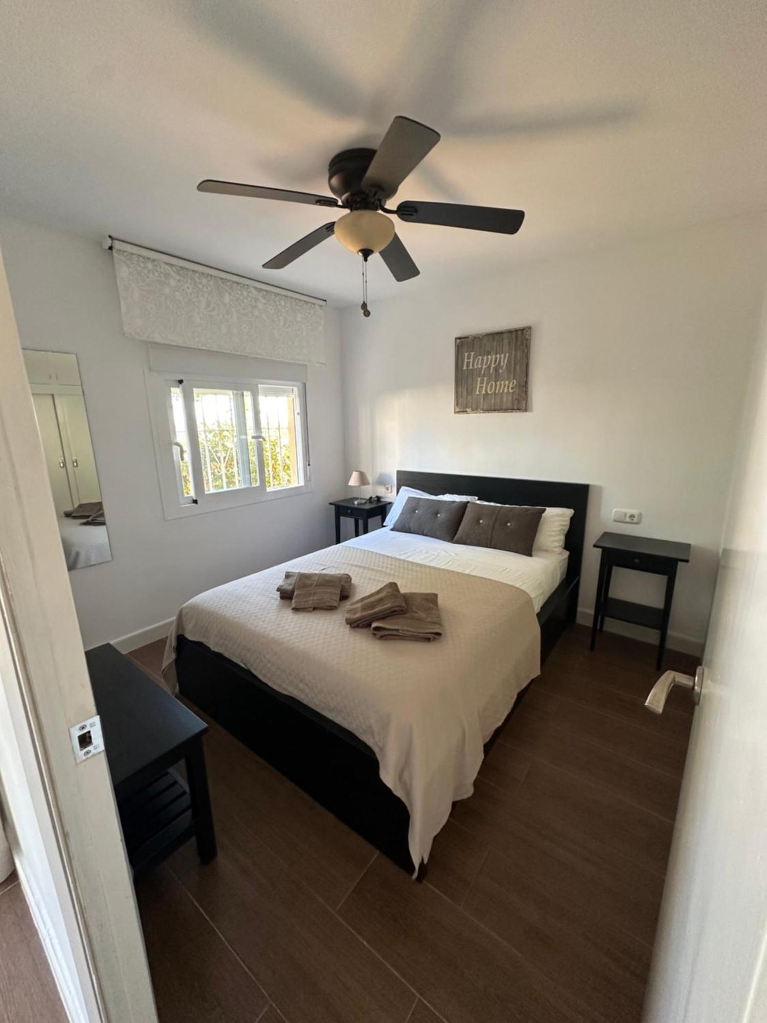 Precioso Apartamento Junto A Playa Y Con Piscina. Apartment Malaga Ngoại thất bức ảnh